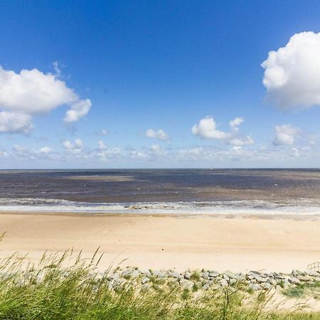 Superb Caravan With Decking Nearby Scratby Beach In Norfolk Ref 50030H Great Yarmouth Exterior photo